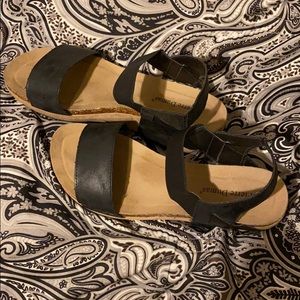 Pierre Dumas Wedges